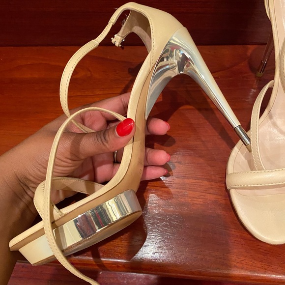 Laperla heels - Picture 2 of 11